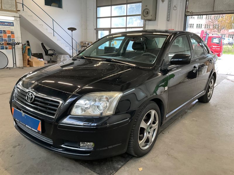 Toyota Avensis 1.8 Sol