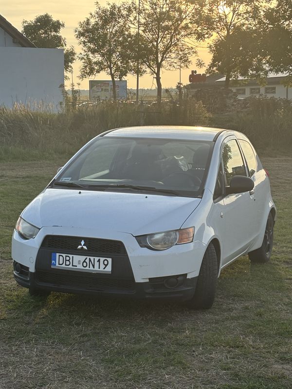 Mitsubishi Colt 1.1 Benzyna 75 KM | 2009 | Ekonomiczny