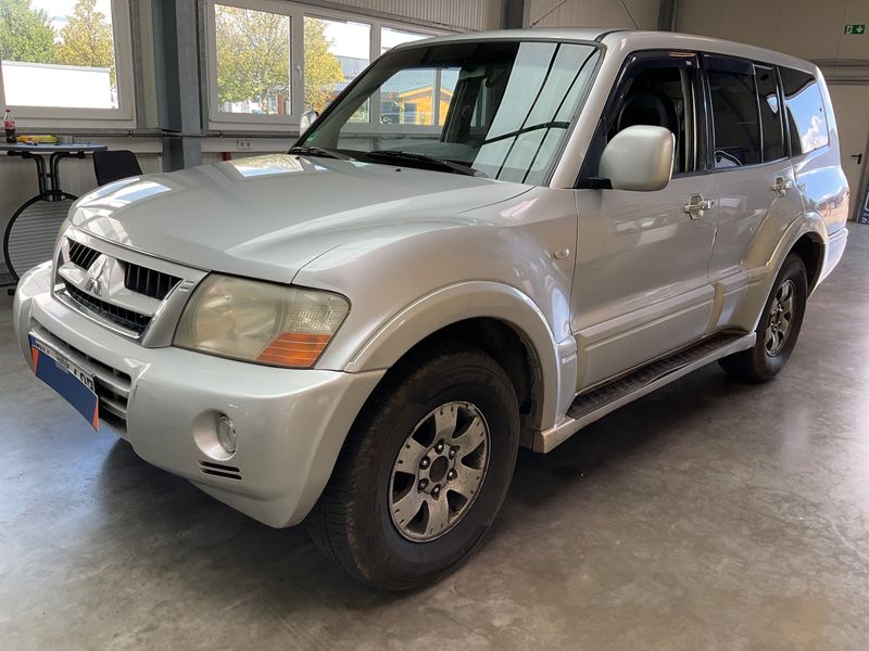 Mitsubishi Pajero 3.2 DI-D Elegance