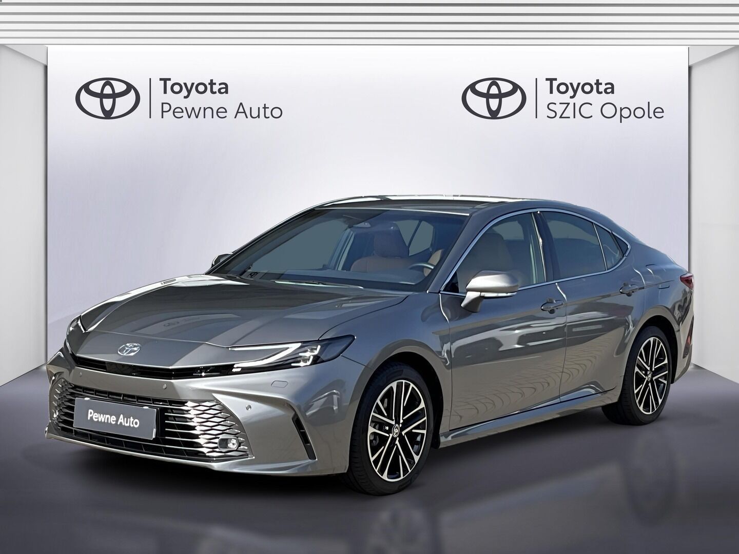 Toyota Camry 2.5 Hybrid 2025