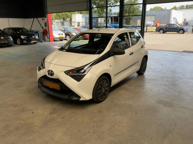 Toyota Aygo 1.0 X-Joy