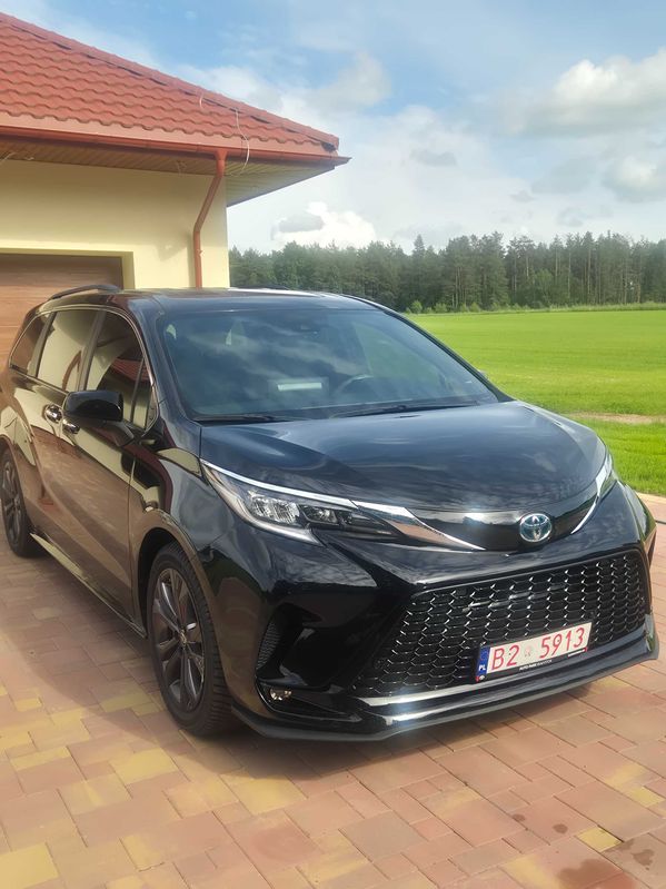 Toyota Sienna 2.5 Hybrid 2022