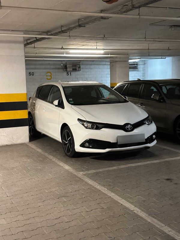 Toyota Auris 1.2 Turbo | 2019 | 125 tys km | Rich Trim | 2. Owner | Rear View Camera