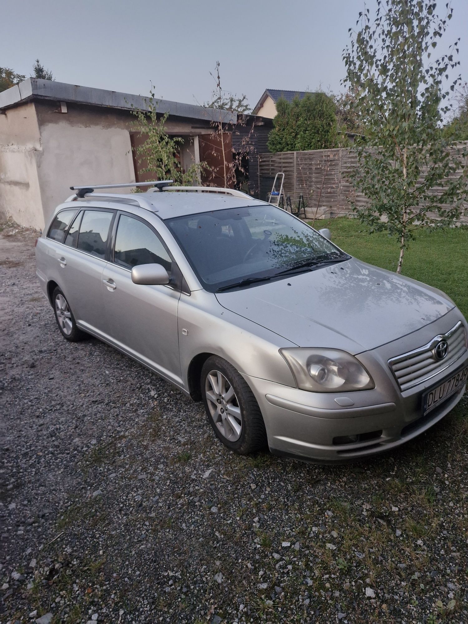 .toyota avensis 2.0