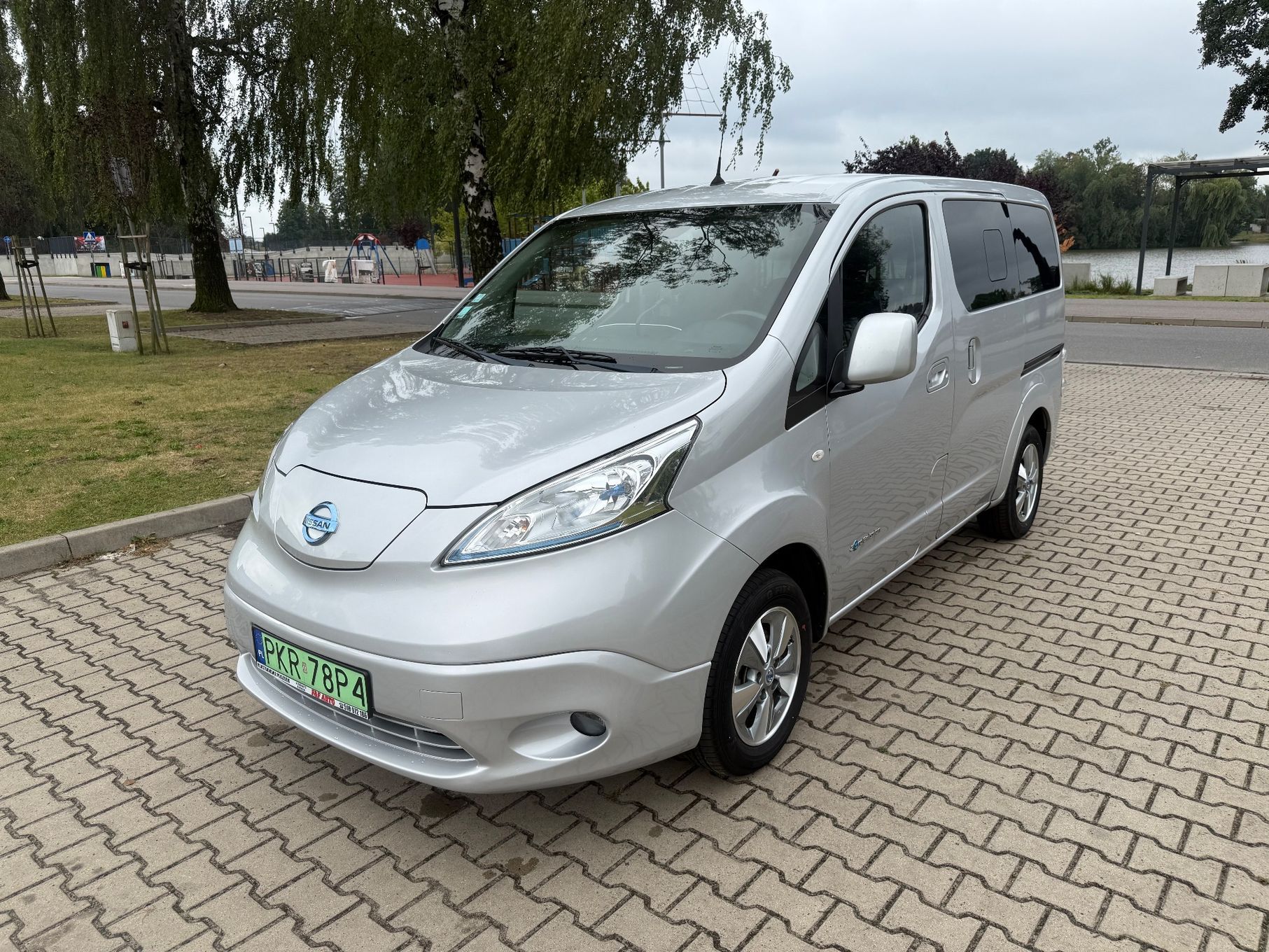 Nissan NV200 7 osobowy