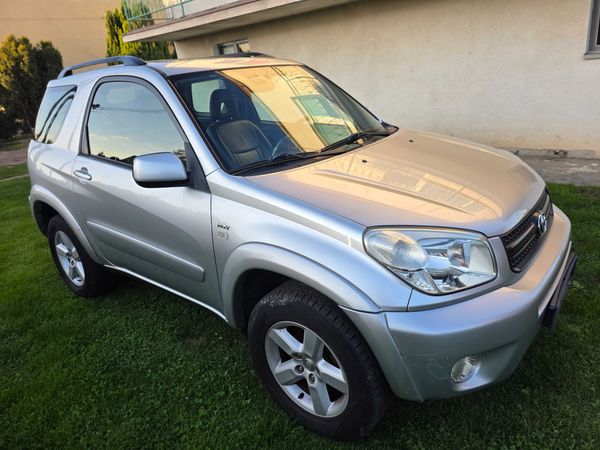Toyota Rav4 2.0 bezyna automat 4×4 2005 rok
