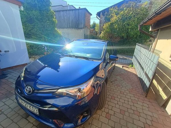 Toyota Avensis 1.8 LPG 2017