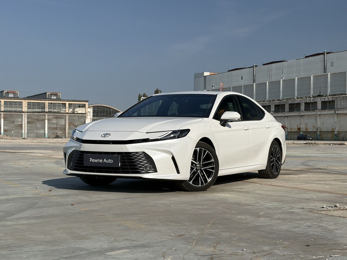 Toyota Camry 2.5 Hybrid 2025