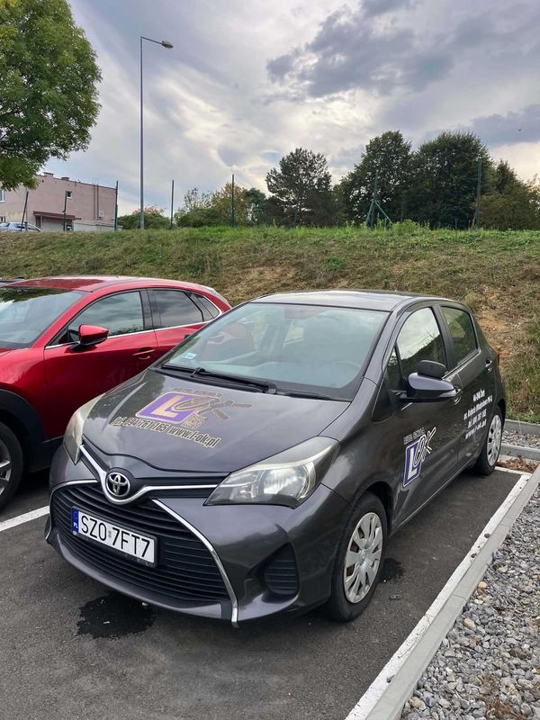 Toyota Yaris 1.3 Petrol 2015