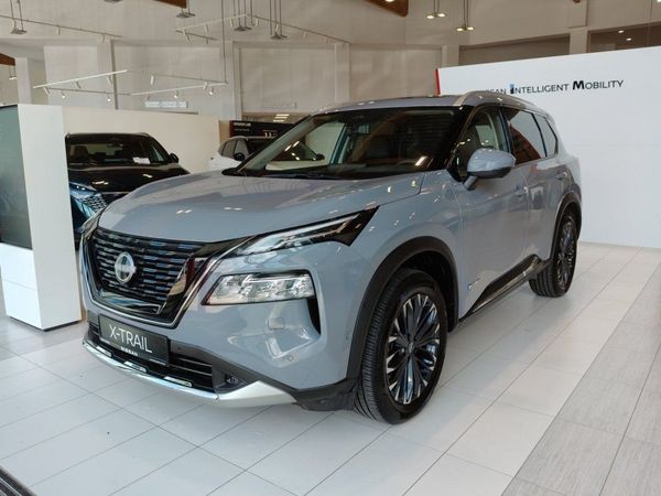 Nissan X-Trail 1.5 Hybrid 4x4 2025