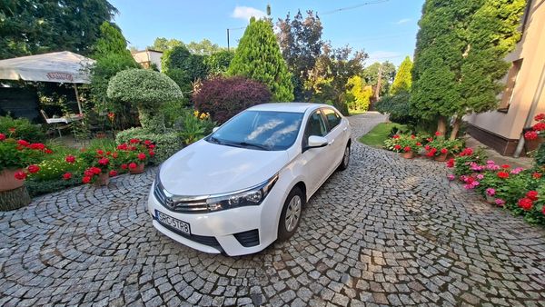 Toyota Corolla Toyota Corolla Polski salon niski przebieg!!!