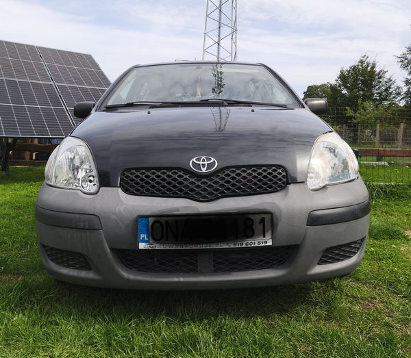 I am selling a Toyota Yaris I