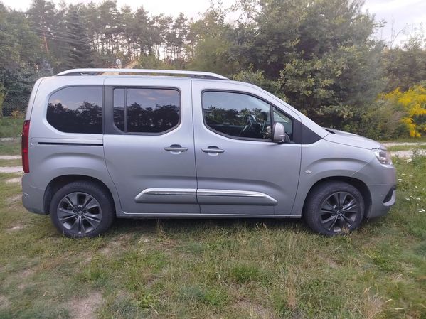 Toyota Proace City Verso Toyota Proace City Verso 1.5 130 KM AUTOMAT EAT8 | Family | Comfort