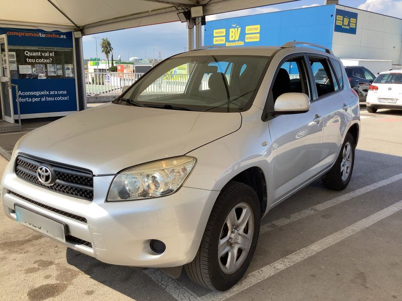 Toyota RAV 4 2.0 LeCap
