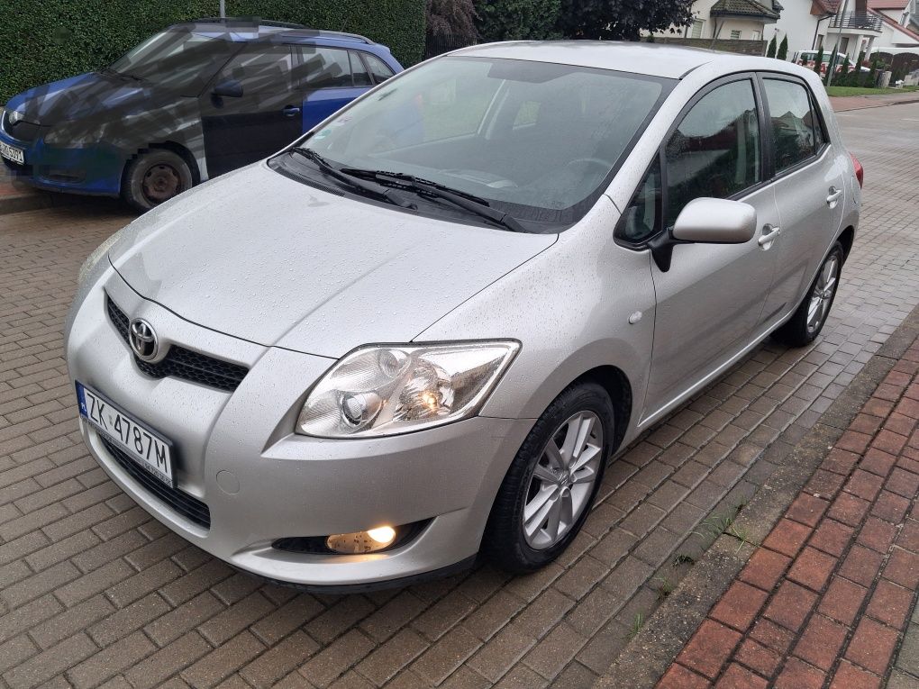Toyota Auris 1.6 Petrol 2009