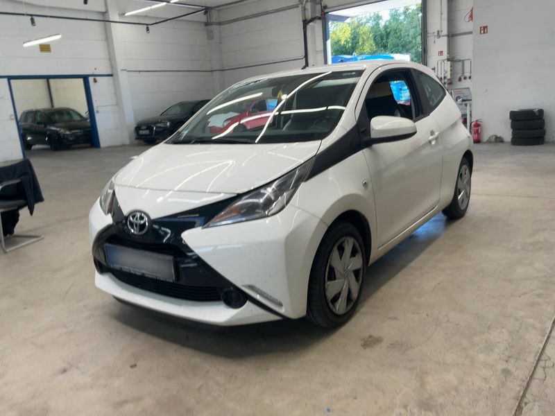 Toyota Aygo 1.0 X-Play