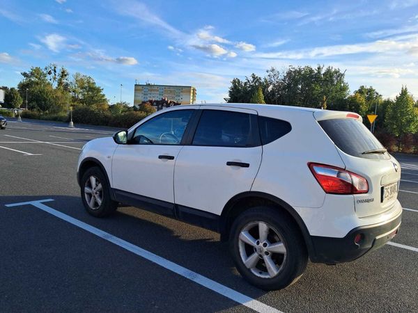 Nissan Qashqai 1.6 Petrol 2013
