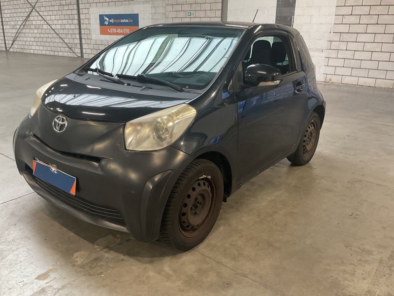 Toyota iQ 1.0 VVT-i