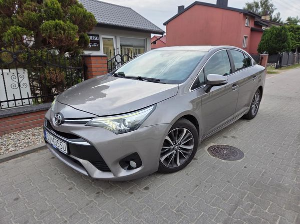 Toyota Avensis 2.0 D-4D 2015