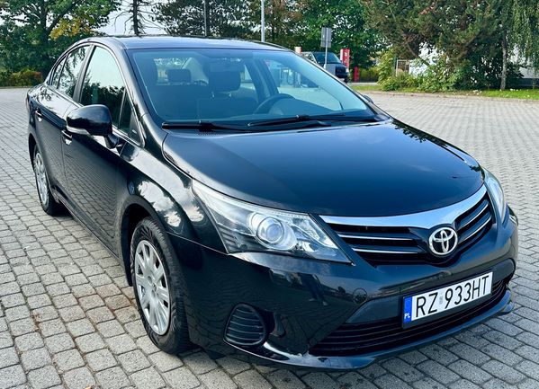 Toyota Avensis 1.6 Petrol 2012