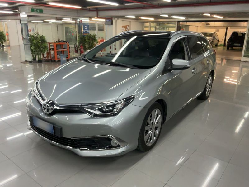 Toyota Auris Touring Sports 1.6 D-4D Lounge