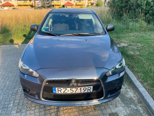 Mitsubishi Lancer Mitsubishi Lancer 2010 1.5 Hatchback
