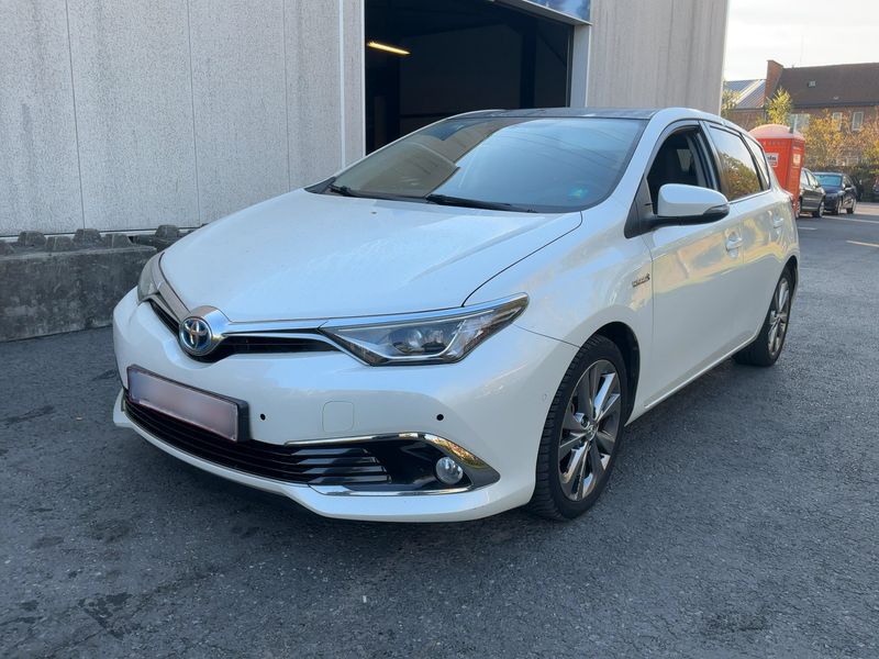 Toyota Auris 1.8 Hybrid Executive