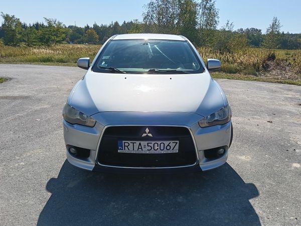 Mitsubishi Lancer 1.8 benzyna