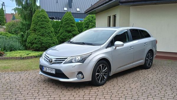 Toyota Avensis Serwisowany Potwierdzony przebieg