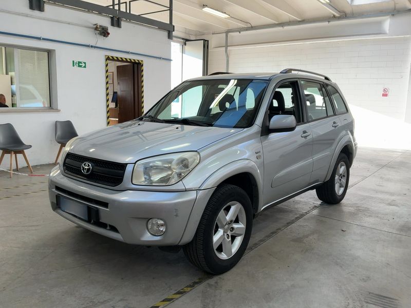 Toyota RAV 4 2.0 4x4