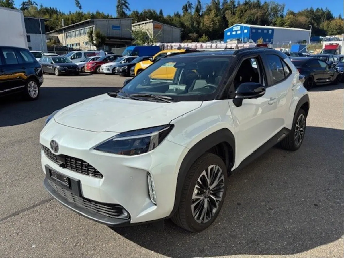 Toyota Yaris Cross 1.5 VVT-i HSD Premium AWD-i 1.5, 92 PS