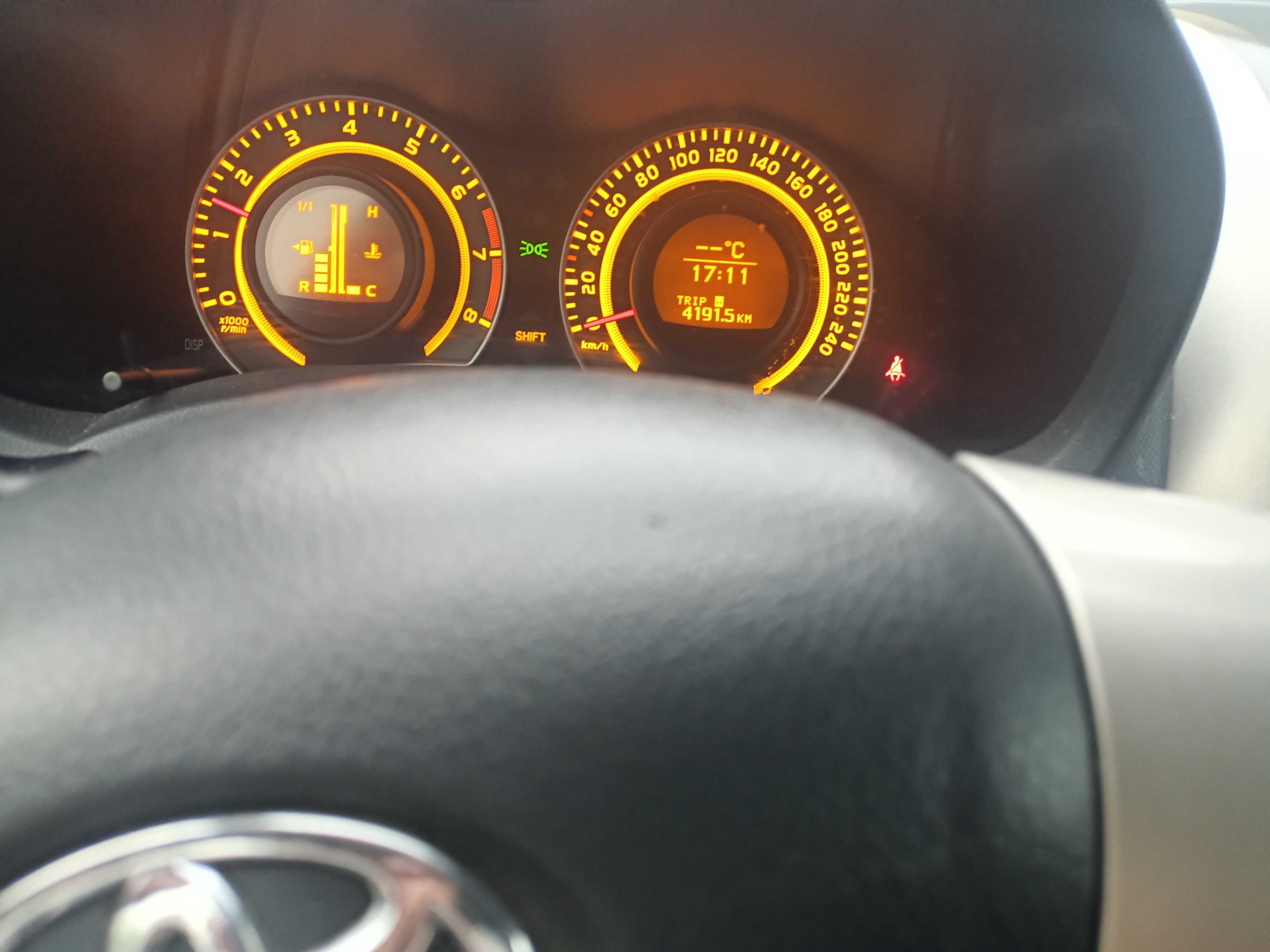 Sprzedam Toyotę Auris 1.6 Benzyna - gaz, rok 2008r