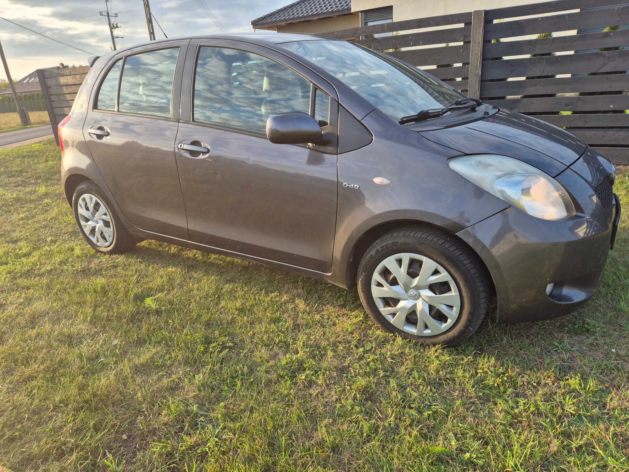 Toyota Yaris II 2008r.