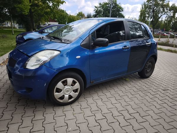 Toyota Yaris 1.0 2008 r