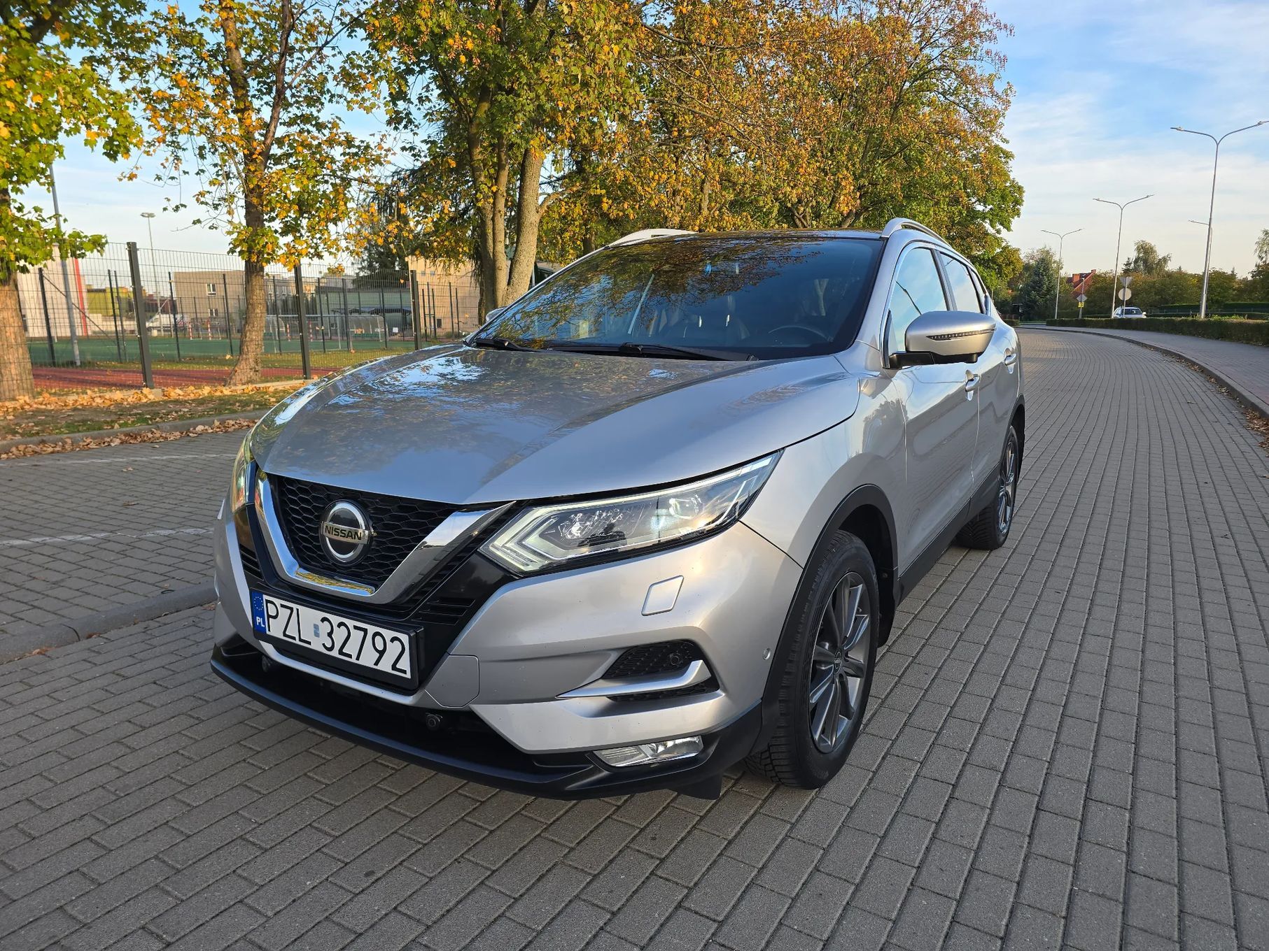 Nissan Qashqai 1.3 140 p.s Tekna Plus Full Led Full Opcja Niezawodny Zarejestrowan