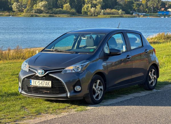 Toyota Yaris 1.5 Hybrid 2014