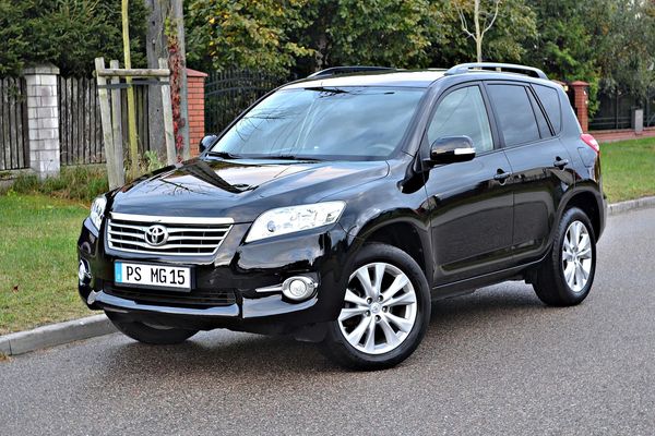 Toyota RAV-4 2.0 Petrol 2012
