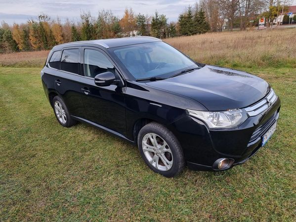 Mitsubishi Outlander 7 osobowy. Prywatny.