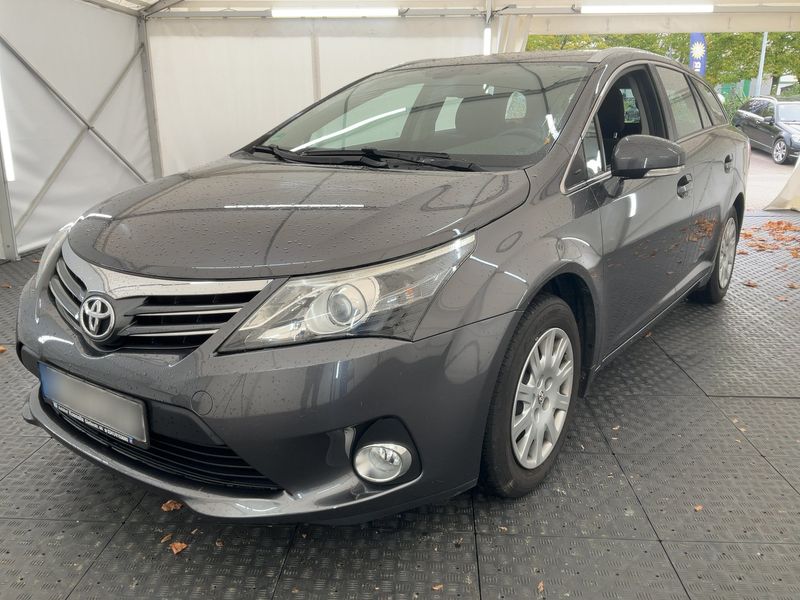 Toyota Avensis 1.8 Life