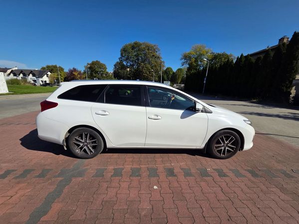 Toyota Auris Toyota Auris1.4 D4D Premium Kombi
