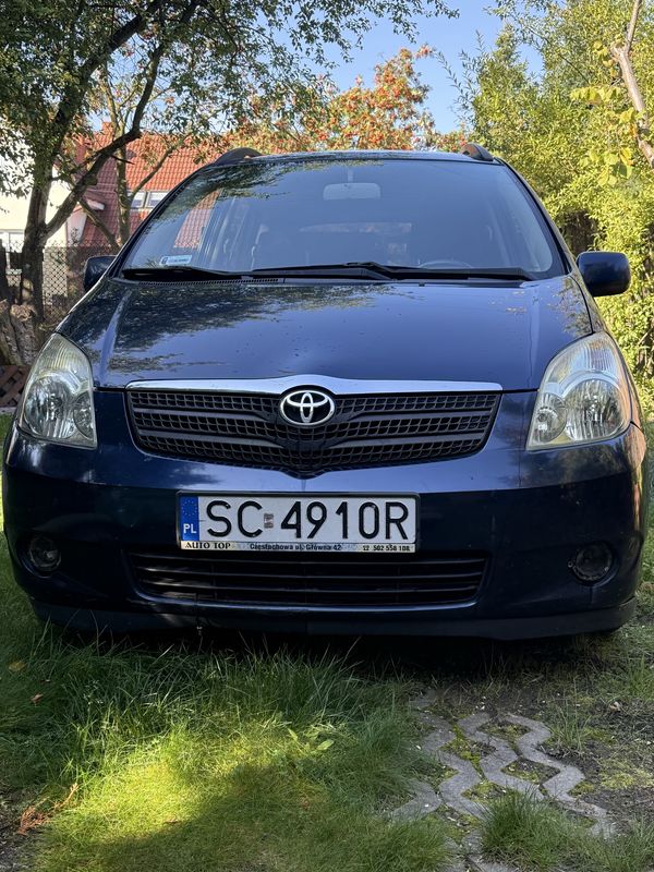 Toyota Corolla Verso 2.0 D-4D 2003