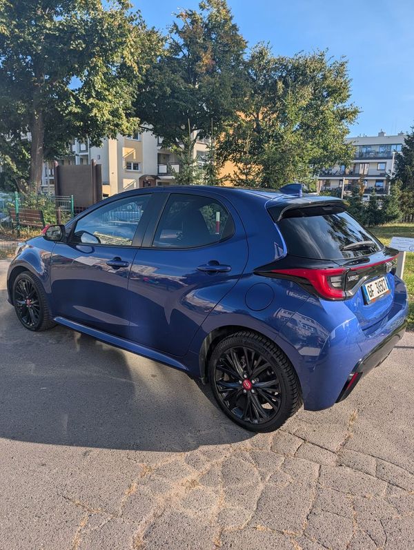 Toyota Yaris 1.5 Hybrid 2021