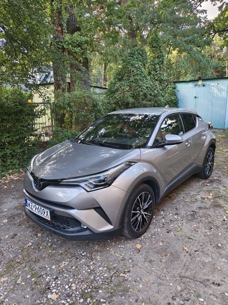 Toyota C-HR 1.2T Prestige | 116 KM | 65,000 km | Polish showroom