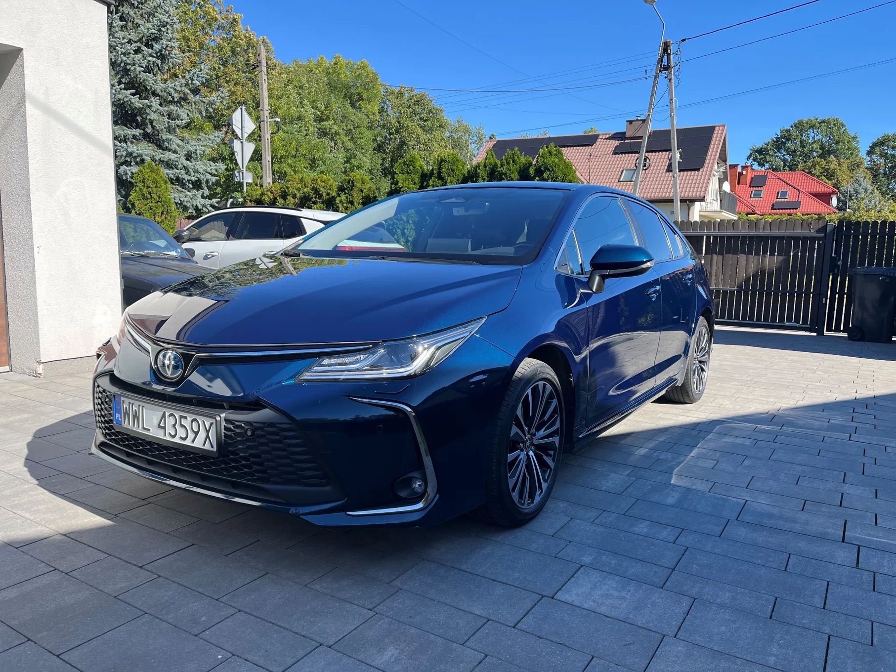 Toyota Corolla Hybryda 1,8 140KM FAKTURA VAT 23%