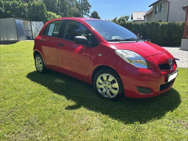 Toyota Yaris 2*Niski przebieg