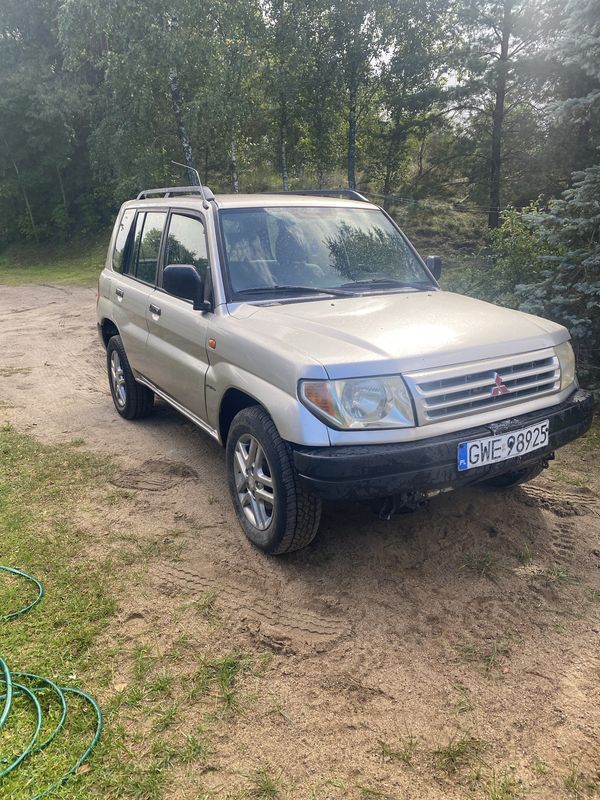 Mitsubihi pajero pinin 2.0 benz.