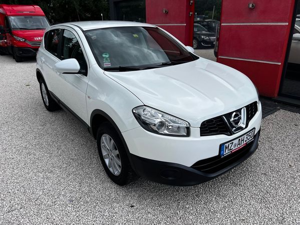 Nissan Qashqai **1.6-117KM**Klimatyzacja**Tempomat**Sprowadzone**Opłacone**