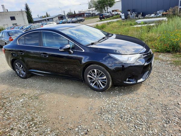 Toyota Avensis Sedan