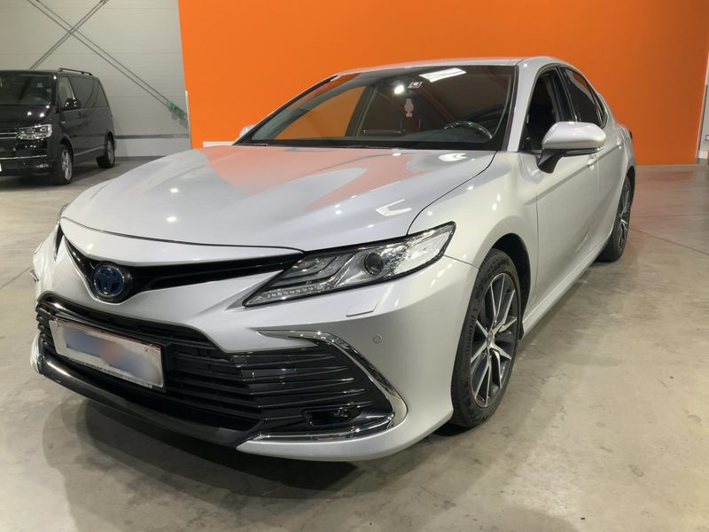 Toyota Camry 2.5 Hybrid Lounge