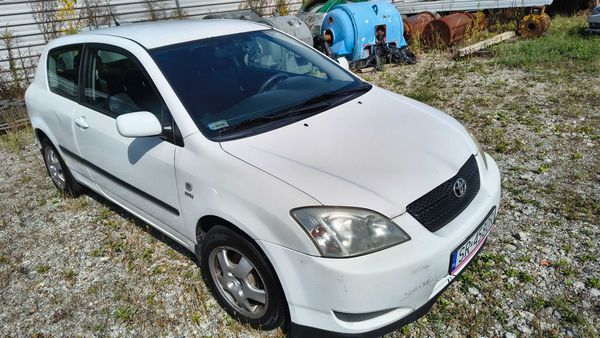 Samochód osobowy Toyota Corolla 1.4 Hatchback